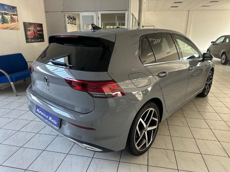 VOLKSWAGEN Golf 8ª serie Golf 2.0 TDI 150 CV D...