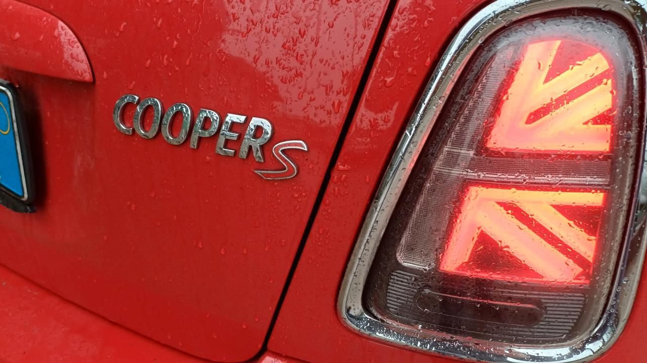 Mini 1.6 16V Cooper S R56 Hatchback 1.6 175cv