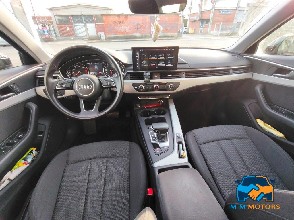 Audi A4 Berlina A4 35 2.0 tfsi mhev Business 150cv s-tronic