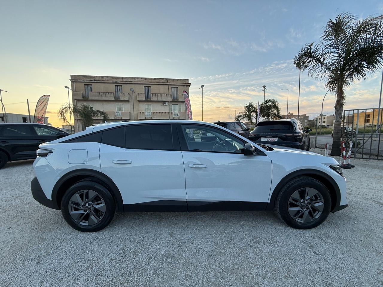 Peugeot 408 PureTech 130 S&S EAT8 Allure