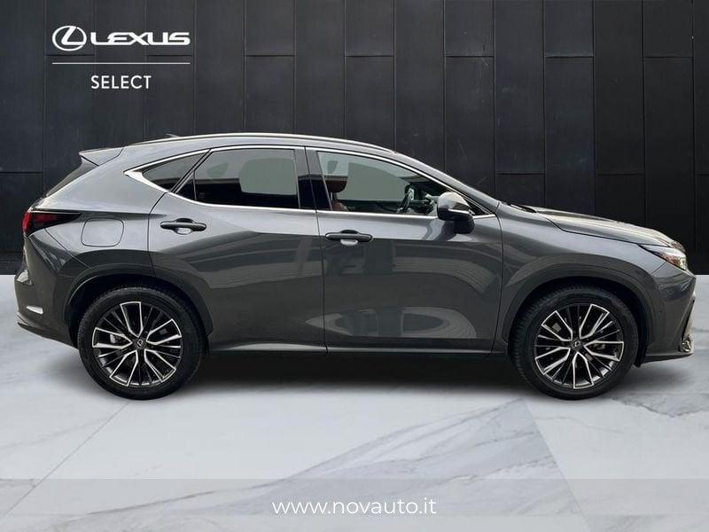 Lexus NX NX 450h+ 2.5 phev Luxury 4wd 309cv e-cvt