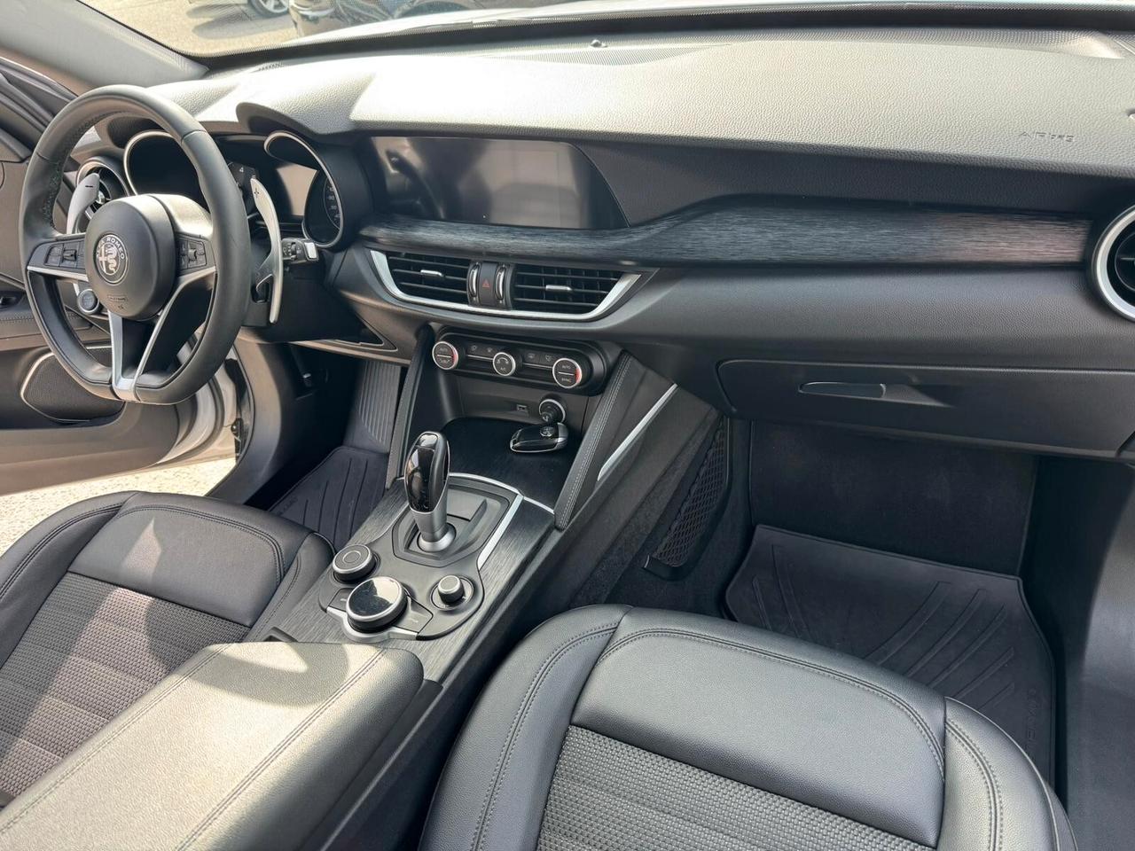 Alfa Romeo Stelvio 2.2 210 CV AT8 Q4 Executive GARANZIA