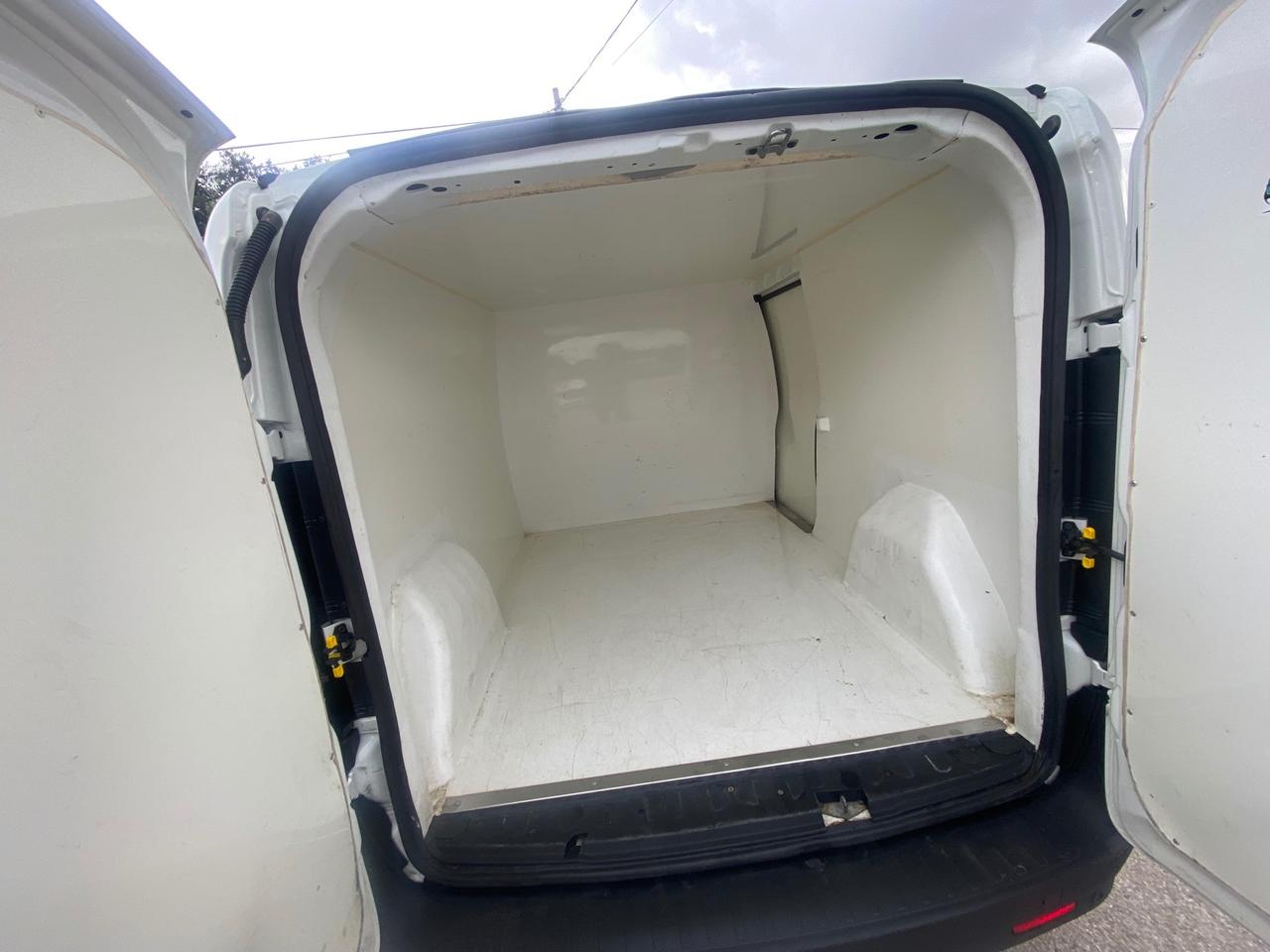 Fiat Doblo 1.6 MJT 105CV PL-TN Cargo Maxi Lamierato SX ''COIBENTATO''