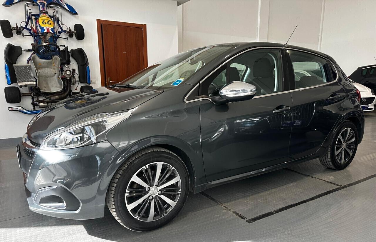 Peugeot 208 PureTech 82 5 porte Allure