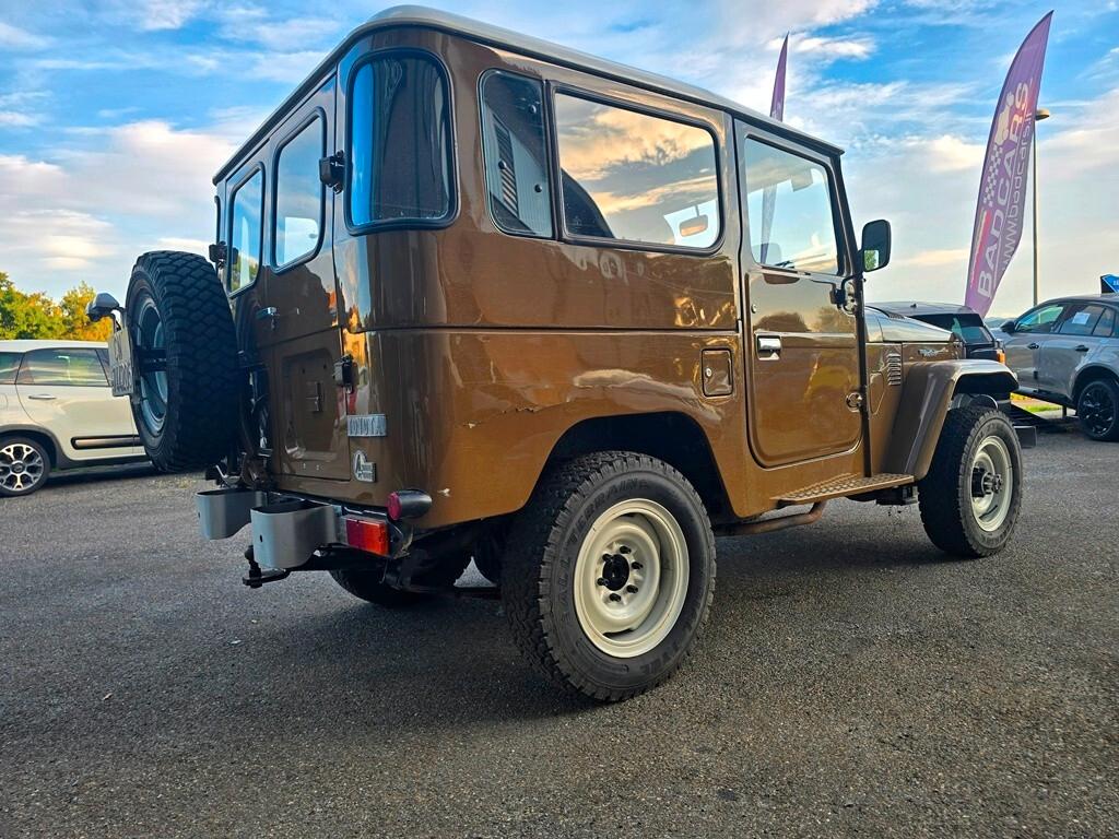 Toyota Land Cruiser BJ 40 3.0D