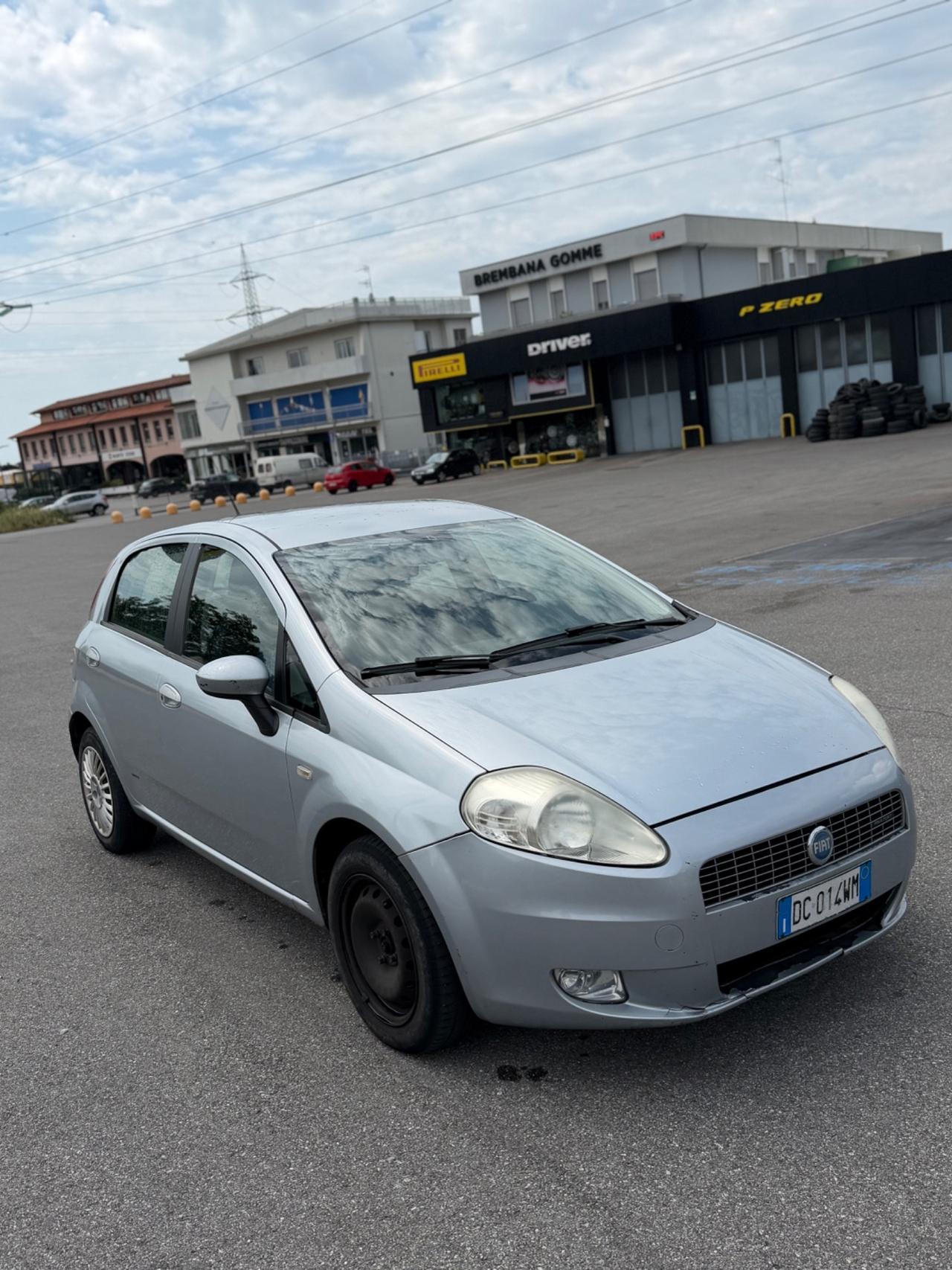 Fiat Grande Punto 1.3 MJT 75 CV 5 porte Active