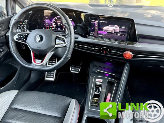 VOLKSWAGEN Golf GTI 8 performance