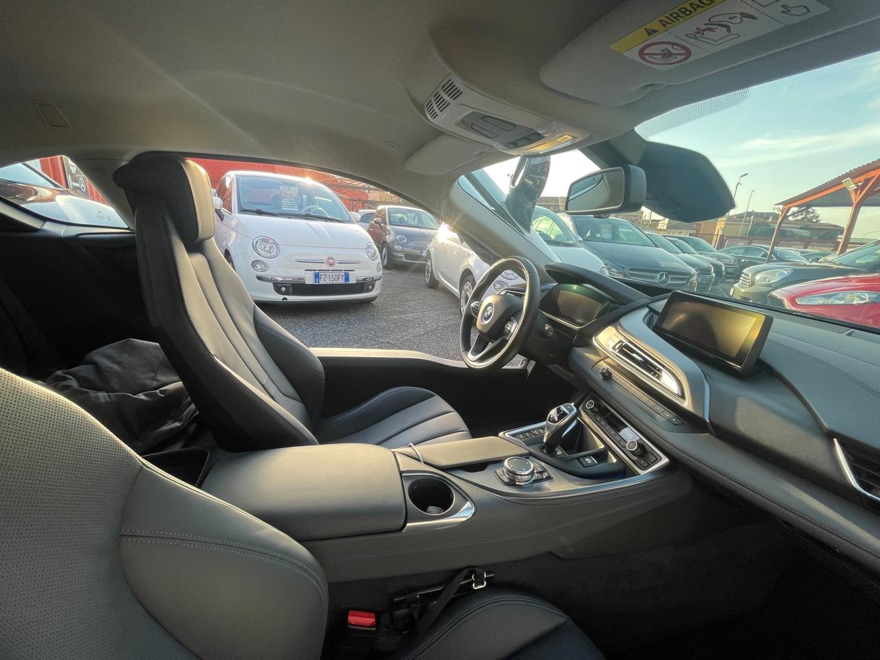 Bmw i8. (( 17 MILA KM -UNICA IN ITALIA ))