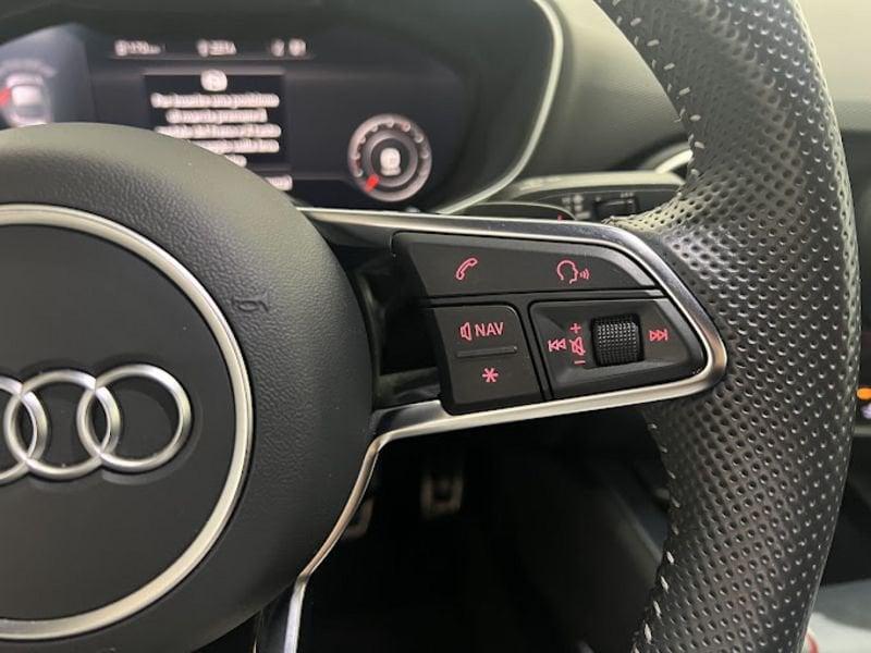 Audi TT S Coupé TFSI quattro S tronic