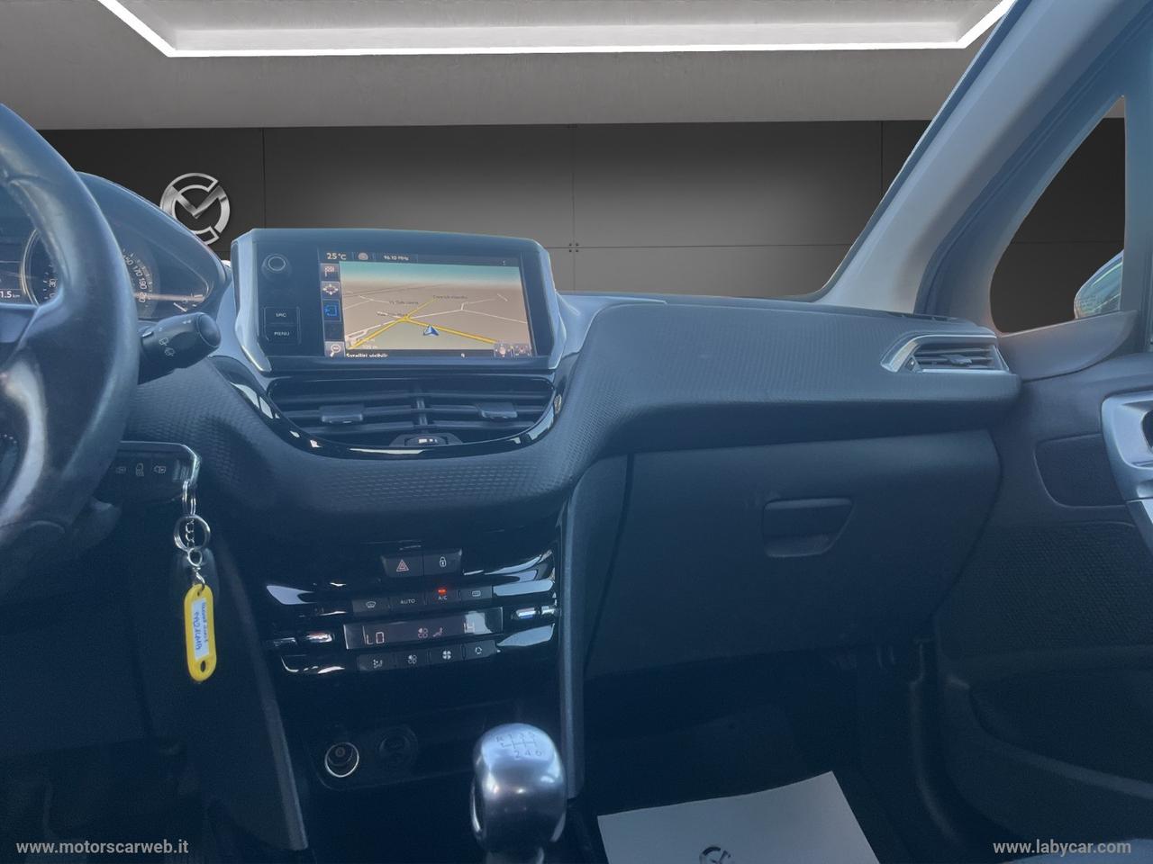 PEUGEOT 2008 BlueHDi 120 S&S Féline