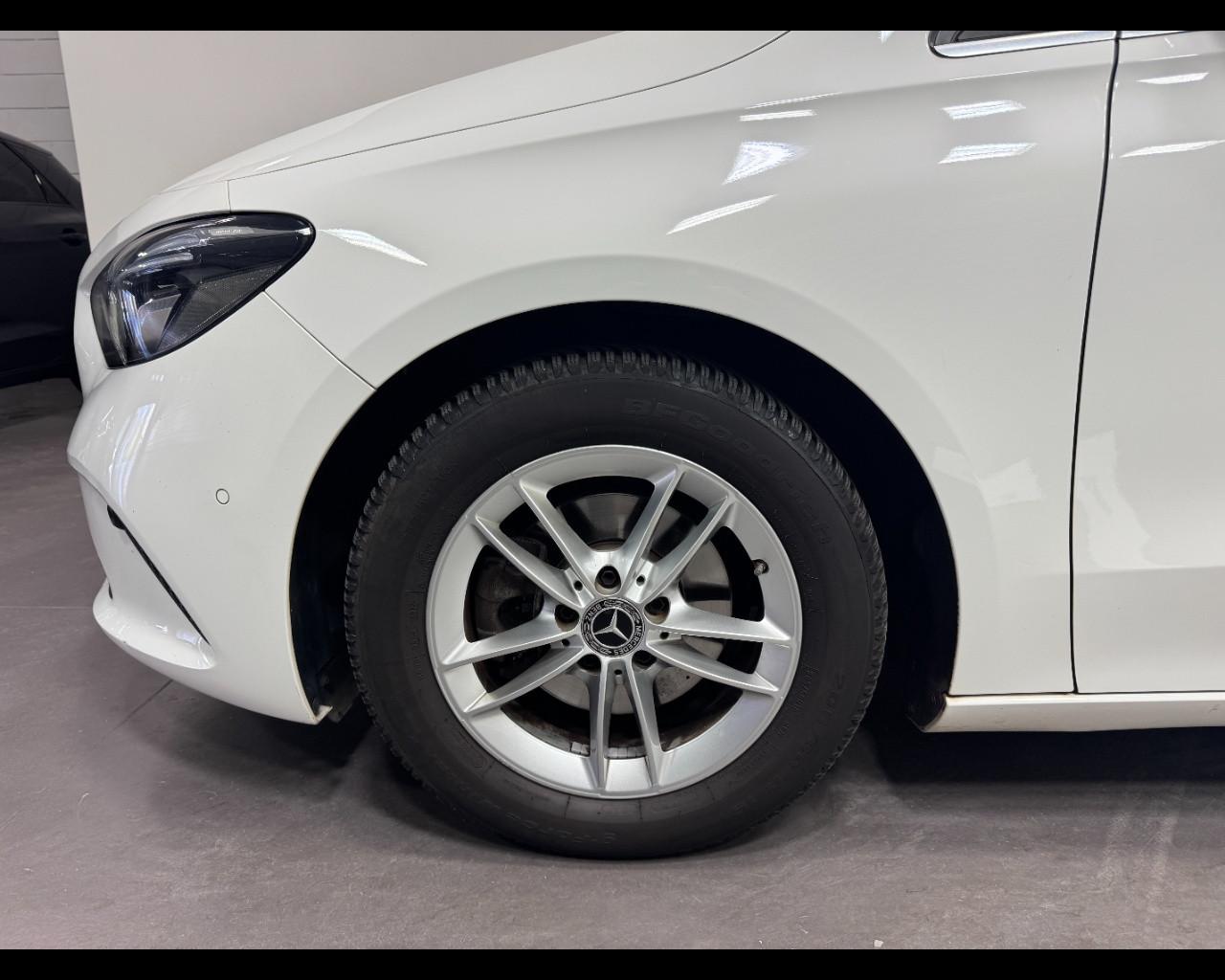 Mercedes-Benz B 180D EXECUTIVE AUTO