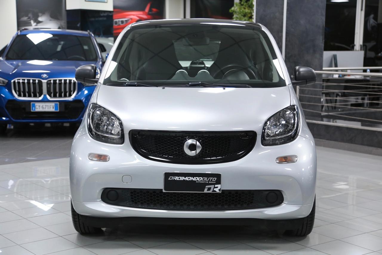 Smart fortwo 1.0 70 cv twinamic Passion