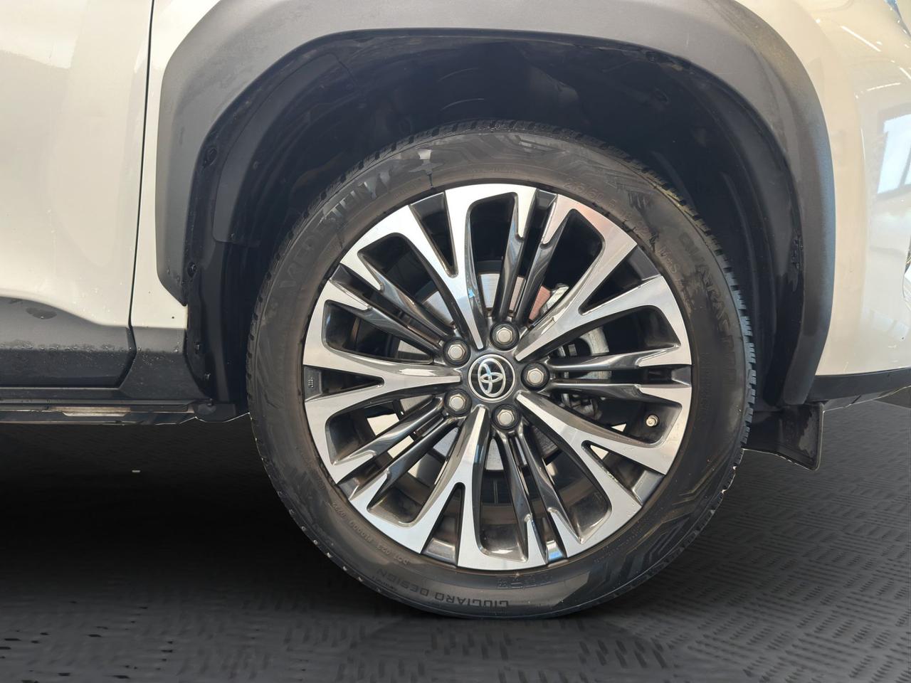 Toyota Yaris Cross 1.5h Lounge fwd 116cv e-cvt