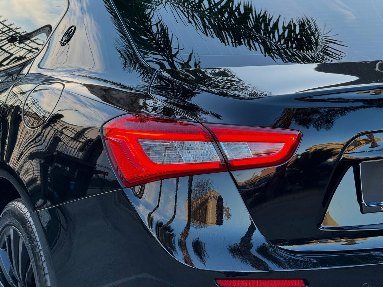 Maserati Ghibli 3.0 V6 DS Granlusso 250CV PACK BLACK