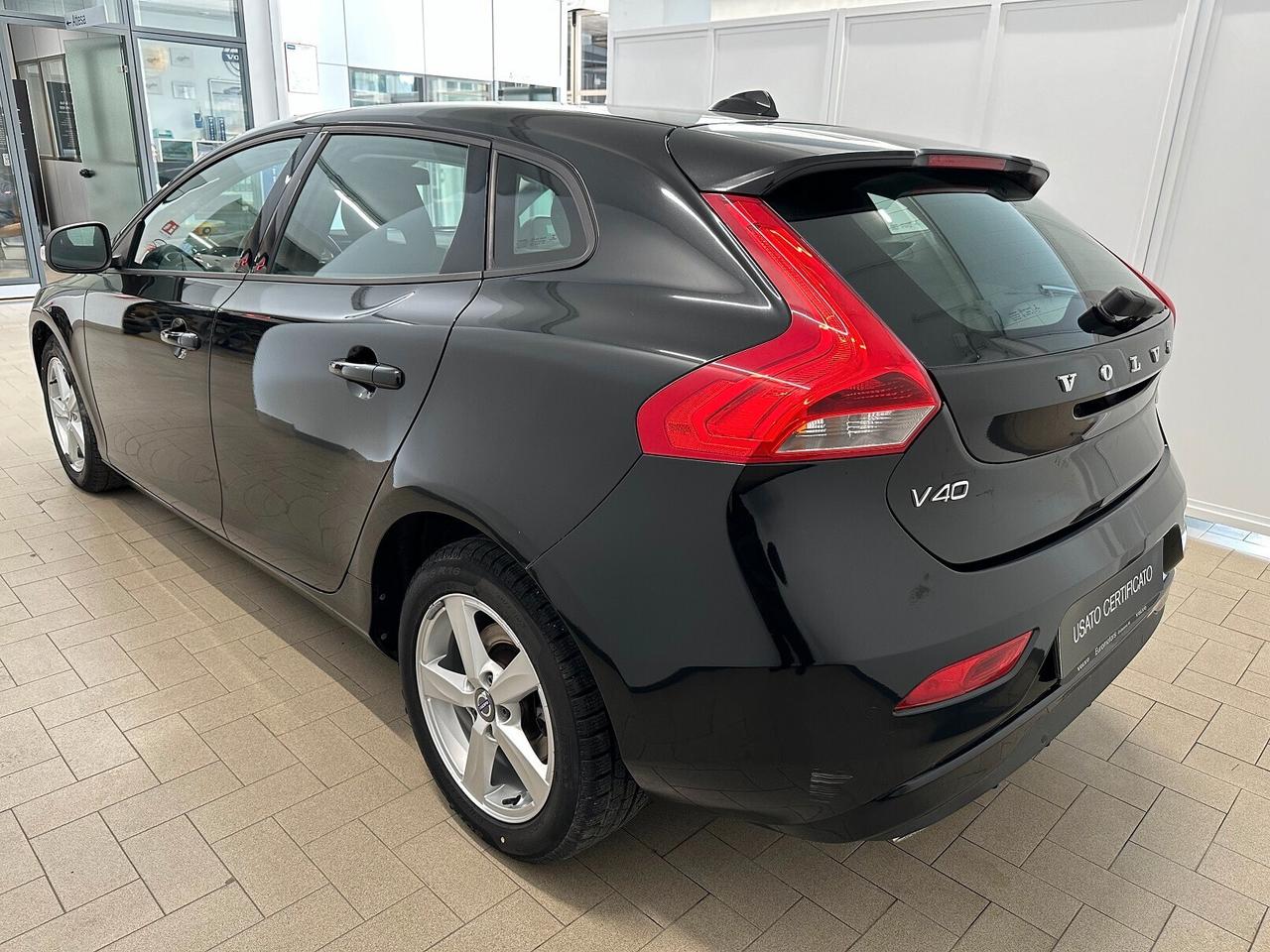 Volvo V40 1.6 D2 KINETIC - PER NEOPATENTATI