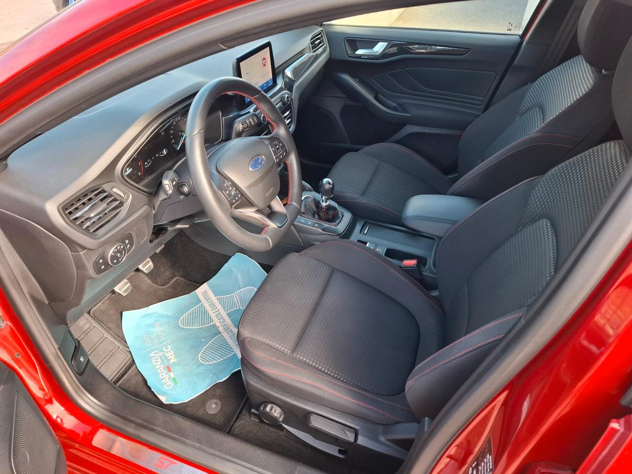 Ford focus 1.0 hybrid 125cv cv St-line 2021