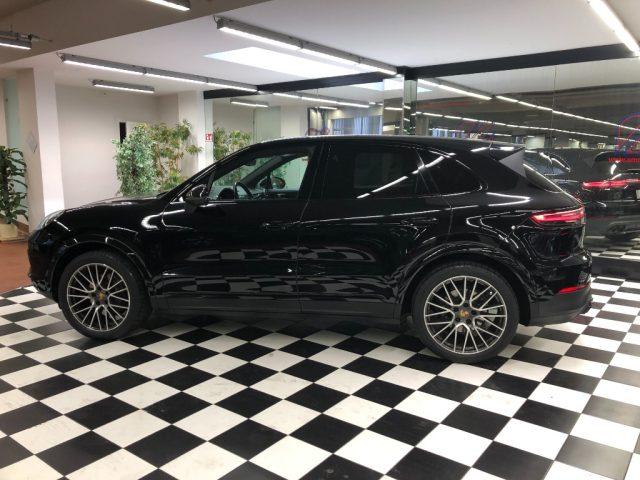 PORSCHE Cayenne 3.0 V6