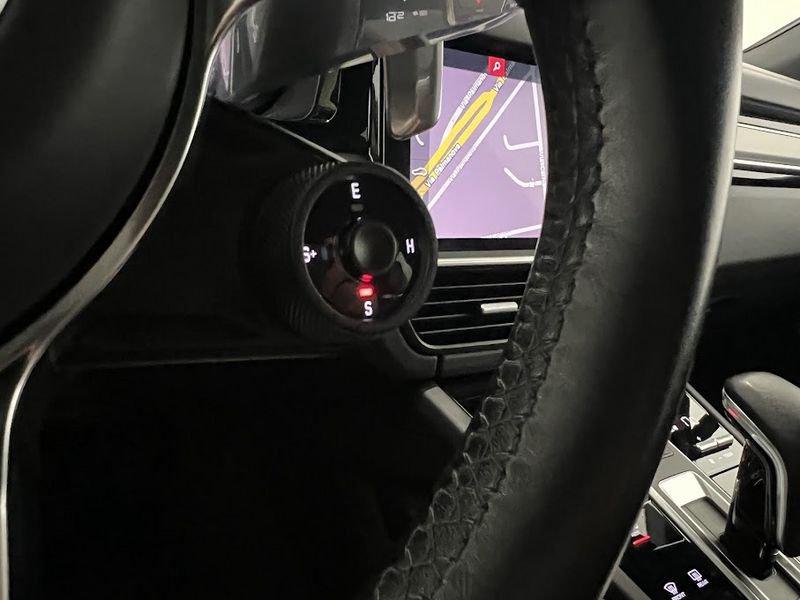 Porsche Cayenne Cayenne 3.0 V6 E-Hybrid