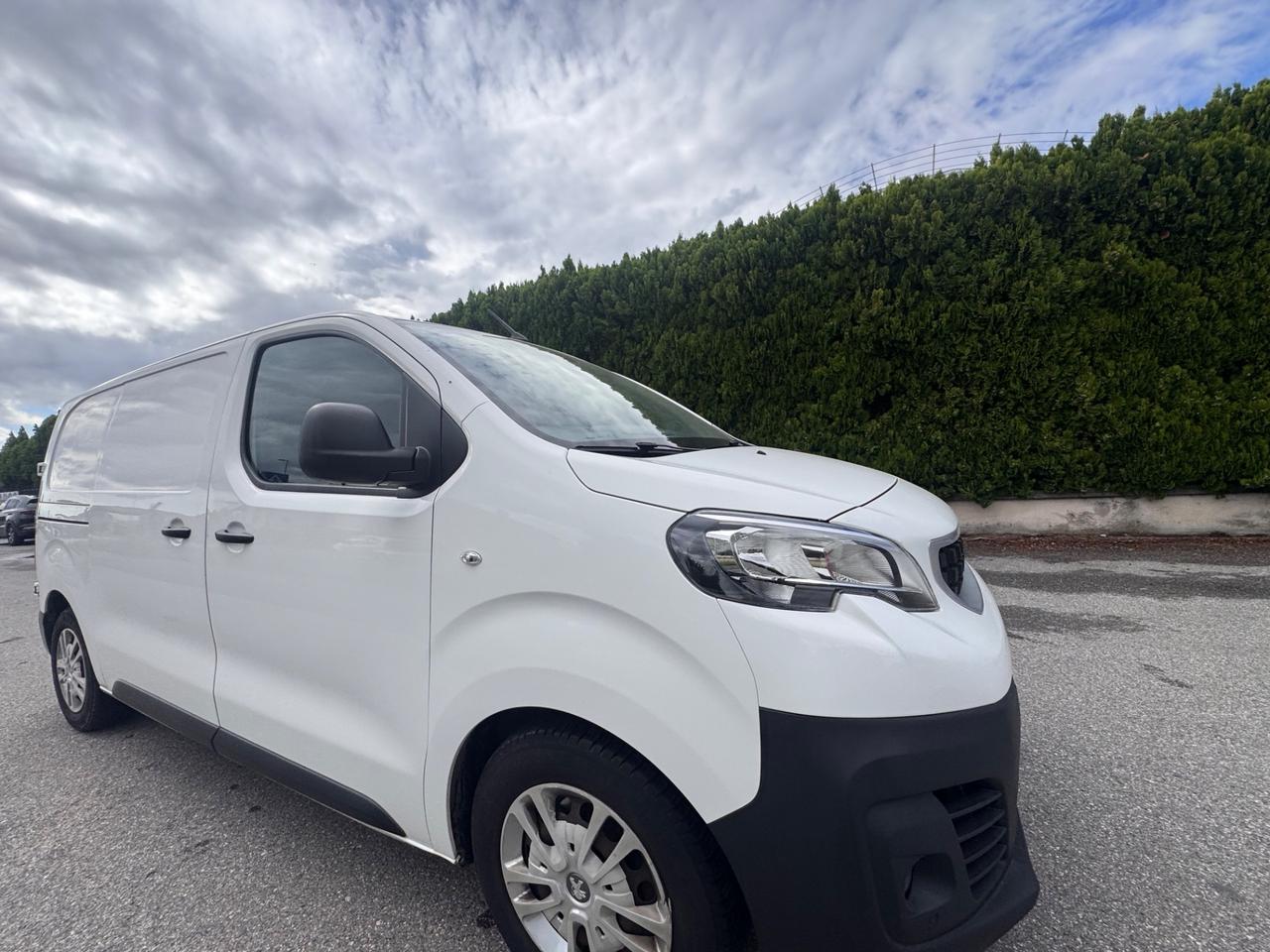 Peugeot Expert BlueHDi 100 PC-TN Combi Compact