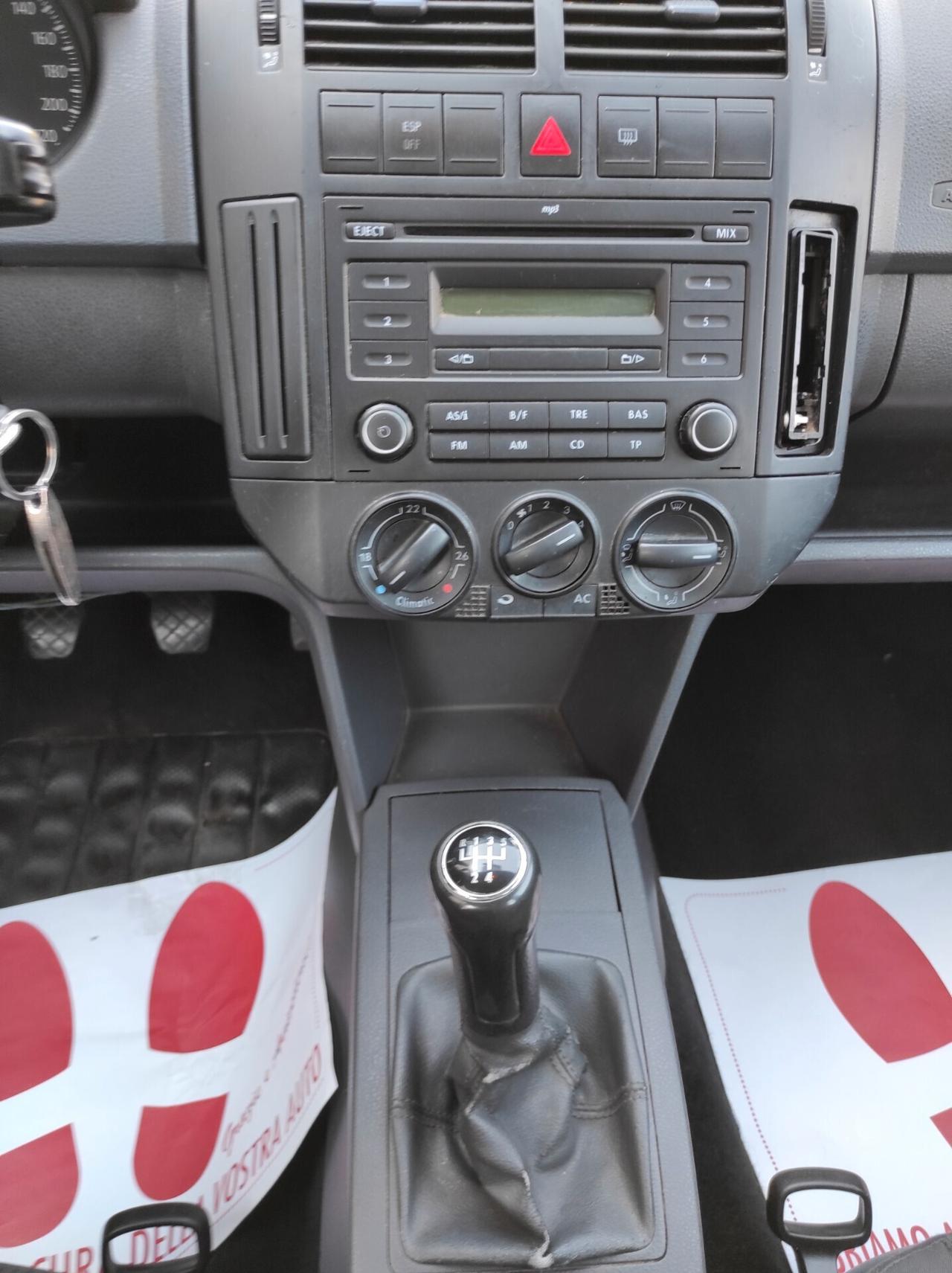 Volkswagen Polo 1.4/69CV TDI 5p. Sportiline
