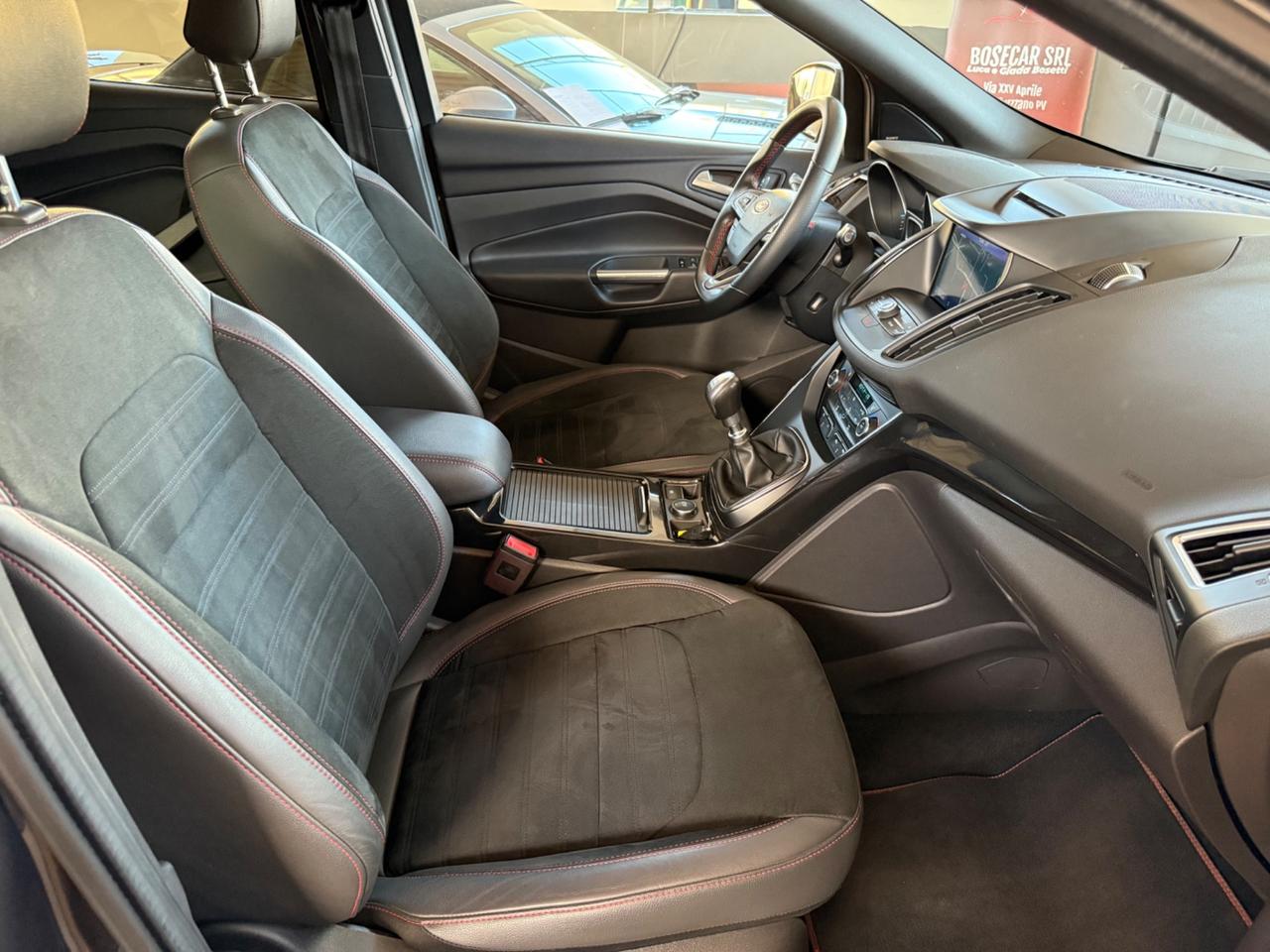 Ford Kuga 1.5 EcoBoost 120 CV S&S 2WD ST-Line