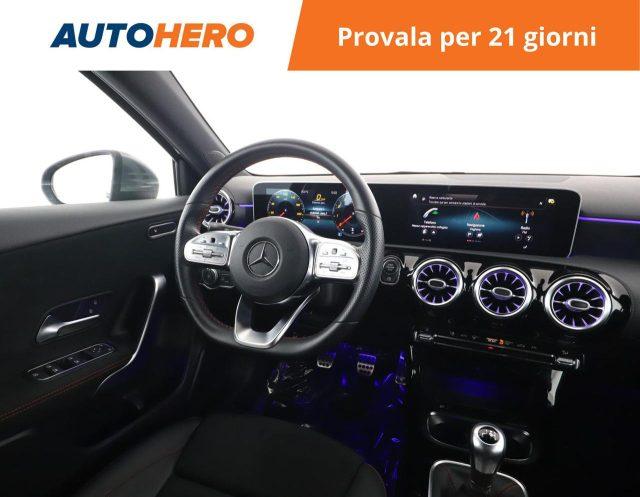 MERCEDES-BENZ A 180 Premium