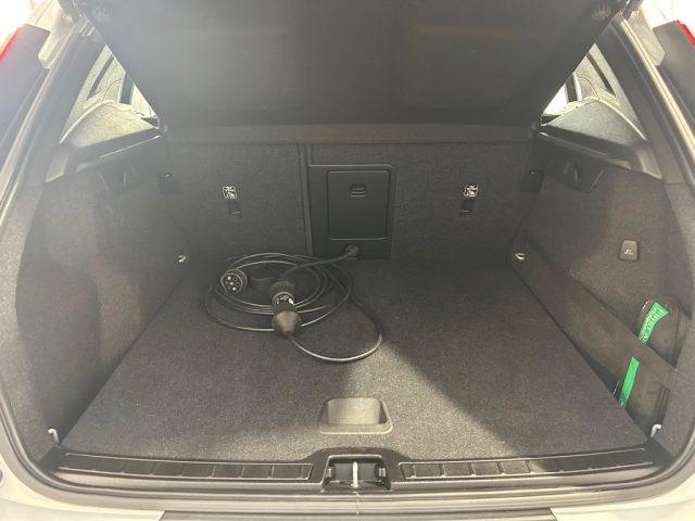 VOLVO XC40 T5 Recharge Plug-in Hybrid Inscription Expression