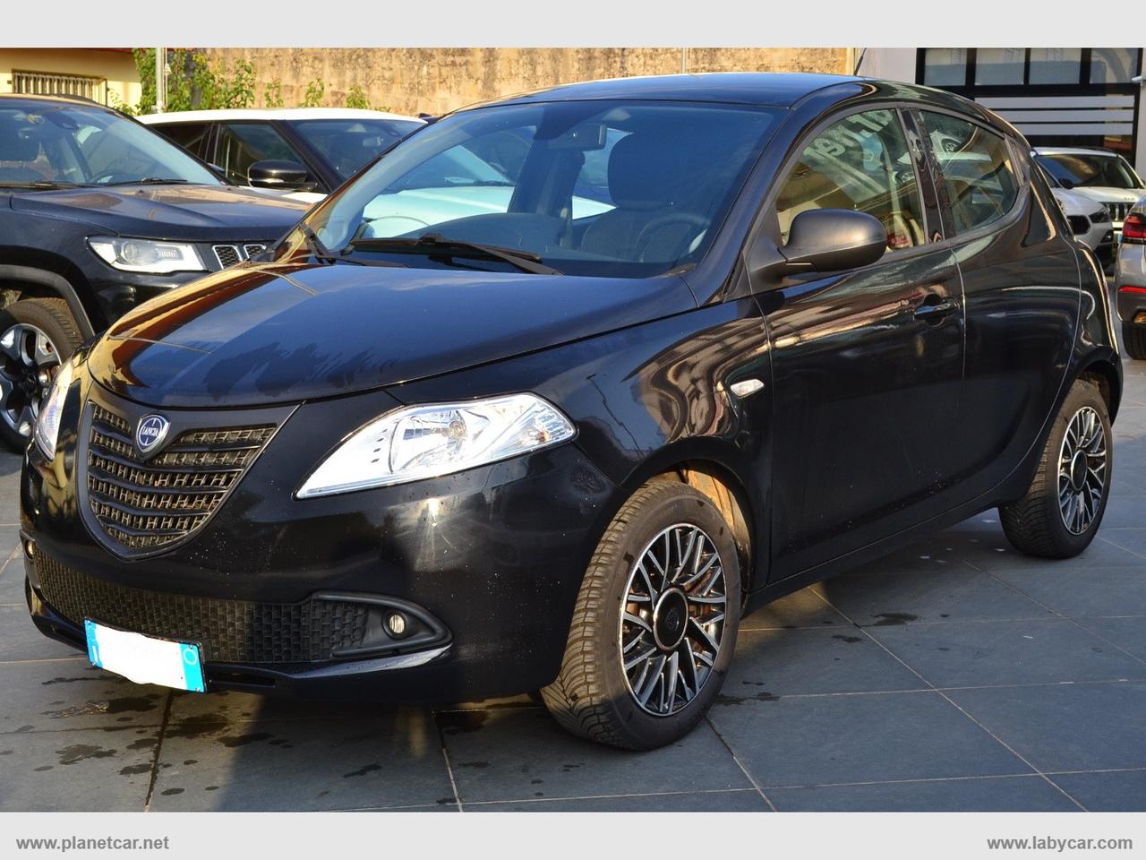 LANCIA Ypsilon 1.2 69 CV 5p. GPL Ecochic S MOMODESIGN