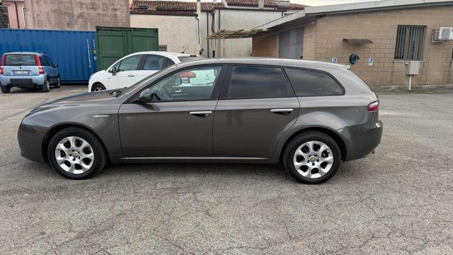 ALFA ROMEO 159 1.9 JTDm 16V Sportwagon senza lavoro da fare