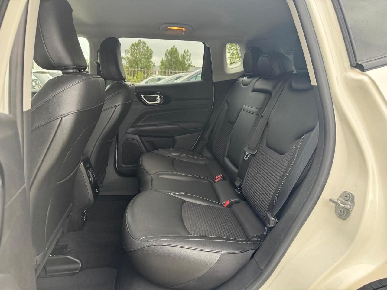 Jeep Compass 1.6 MJET 130CV 6M -AUTOCARRO-LIMITED-