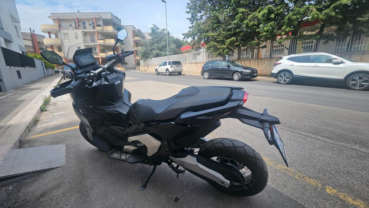 Honda X-ADV 750
