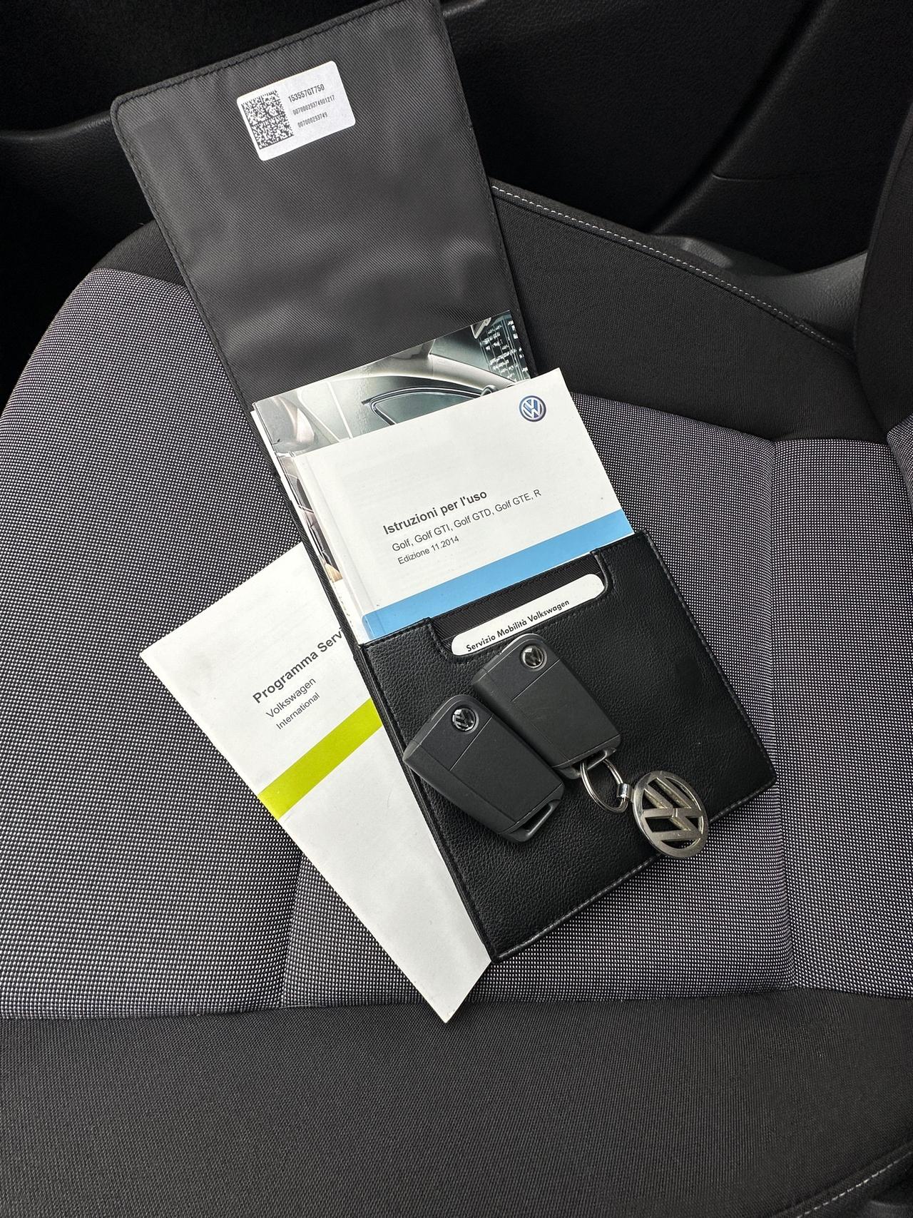 Volkswagen Golf Business 1.6 TDI BlueMotion Technology 35.000KM - 2015