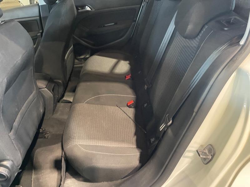 Peugeot 308 BlueHDi 100 S&S Business