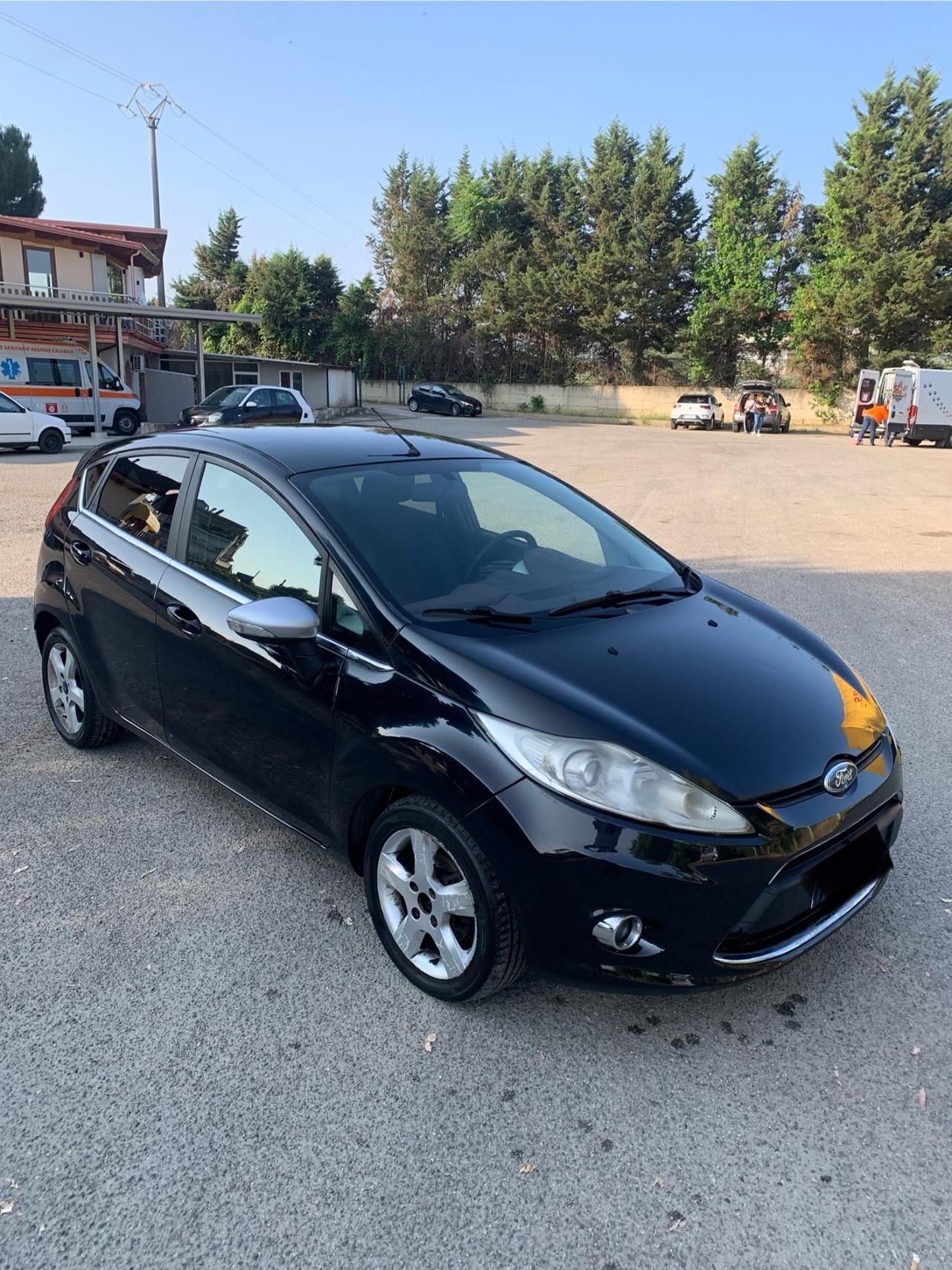 Ford Fiesta 1.4 TDCi 5p. Titanium