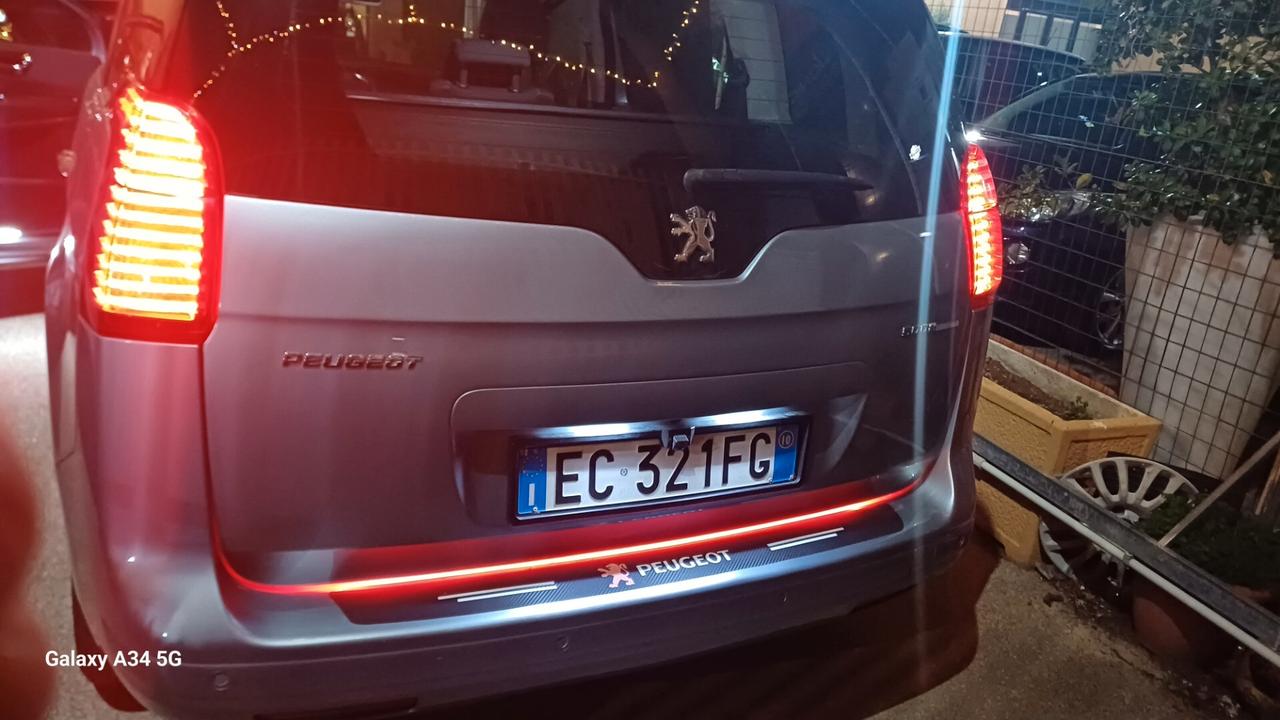 Peugeot 5008 1.6 HDi 112CV Tecno