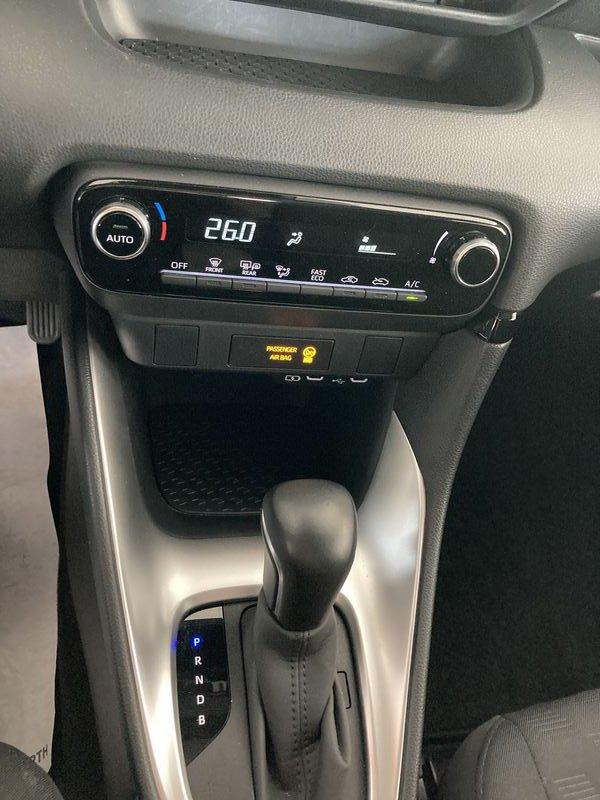 Toyota Yaris Hybrid Active MY24