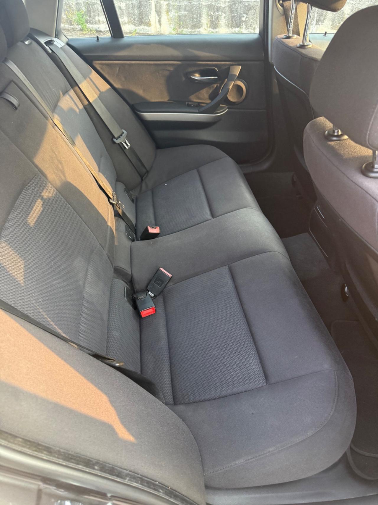 Bmw 320 320d cat Touring Attiva