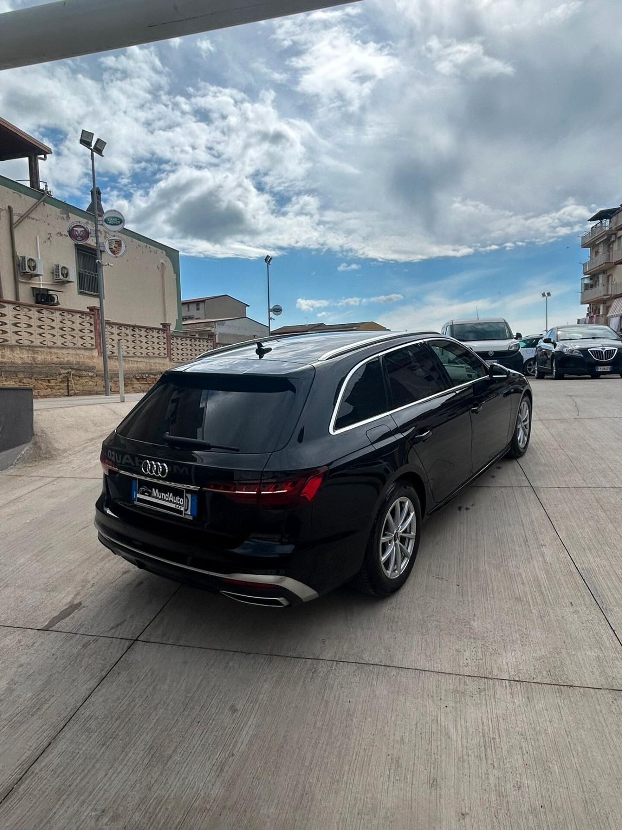 Audi A4 Avant 35 TDI/163 CV S tronic line edition