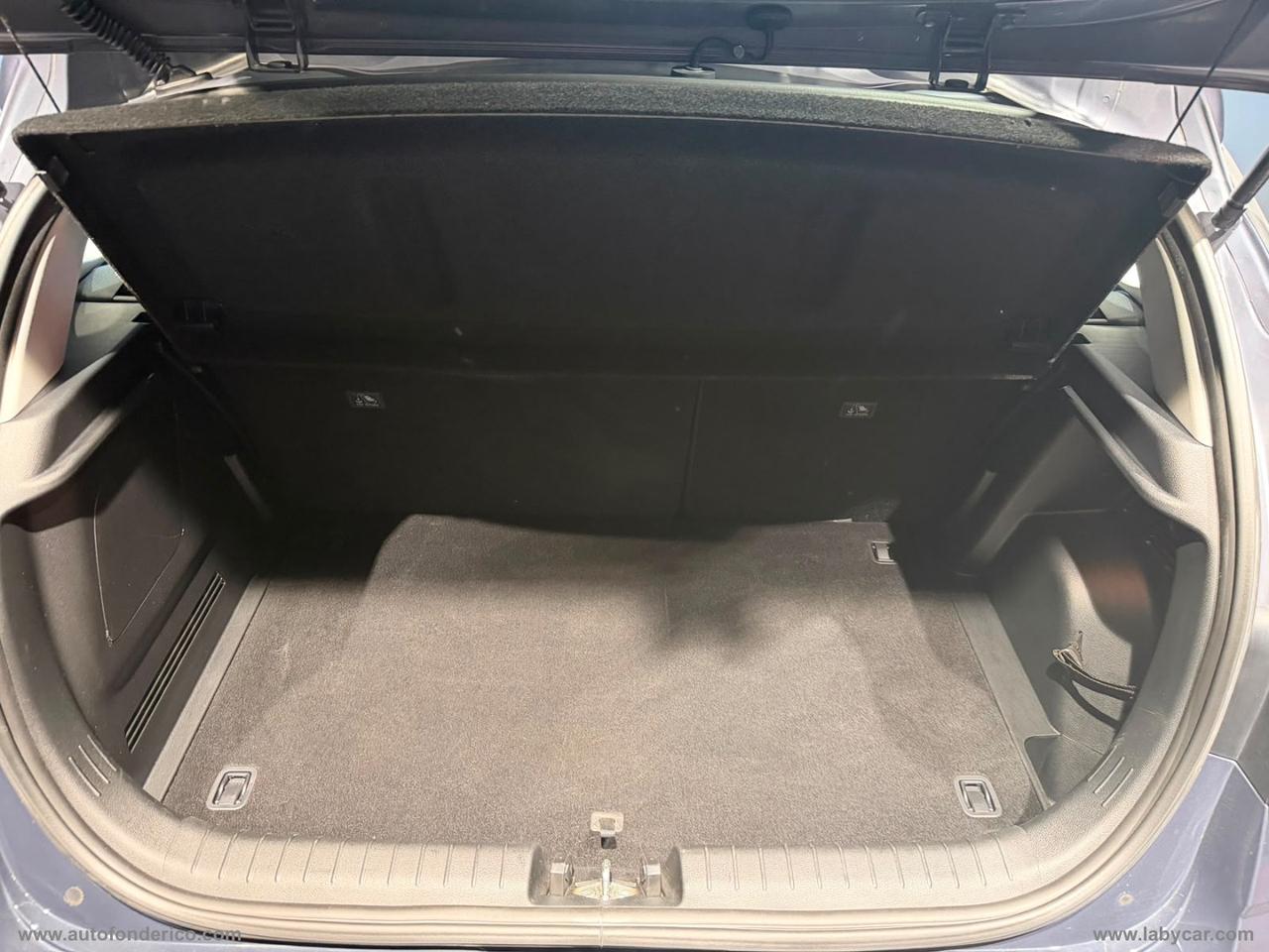 HYUNDAI i20 1.0 T-GDI 48V iMT ConnectLine