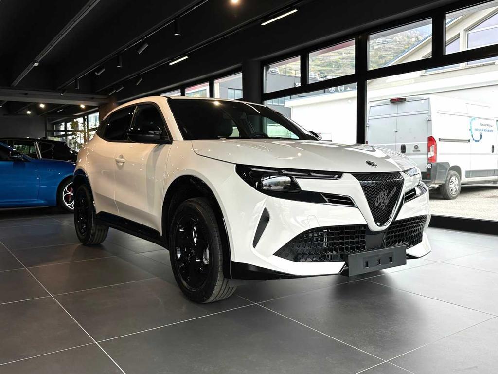 Alfa Romeo Junior 1.2 ibrida 136cv edct6
