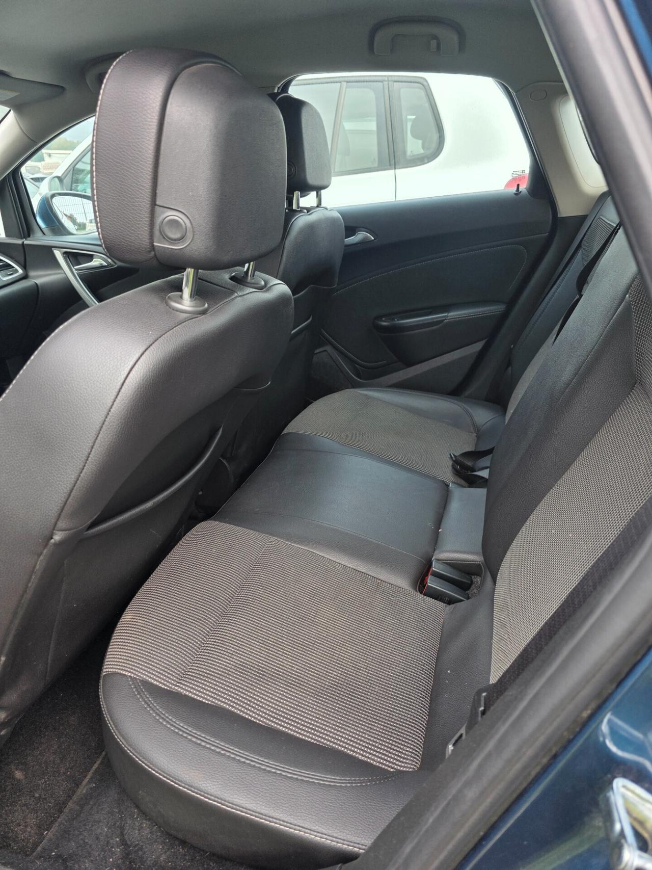 Opel Astra 1.7 CDTI 110CV 5 porte Cosmo