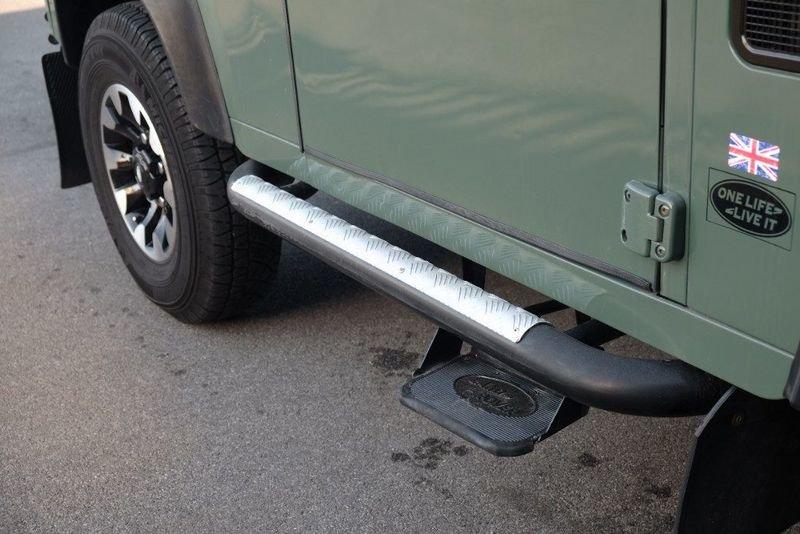 Land Rover Defender 90 2.4 TD4 Station Wagon S