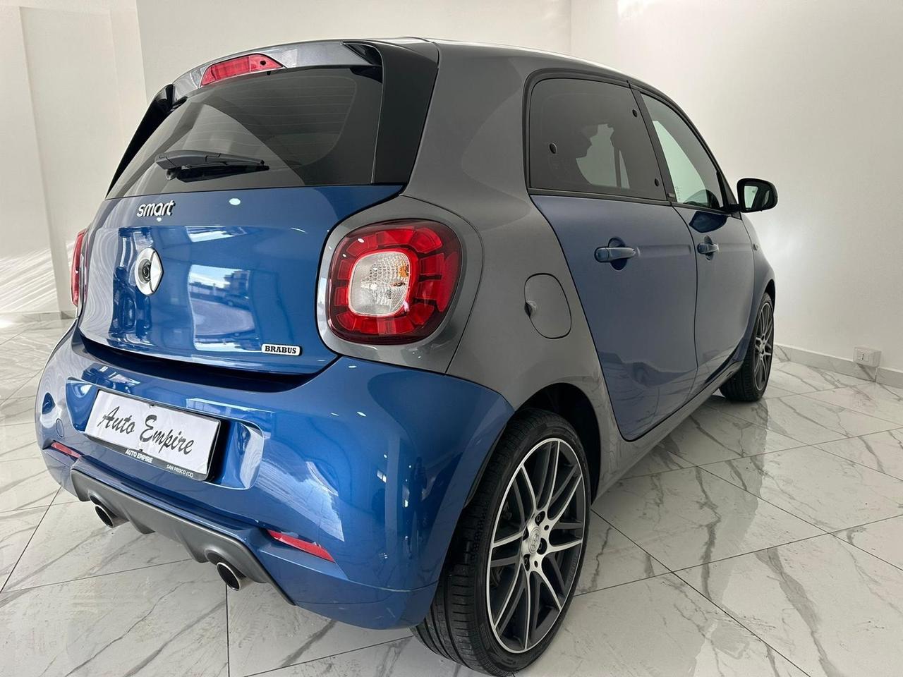 SMART FORFOUR BRABUS XCLUSIVE 109 CV 25.000 KM TETTO/JBL/PANORAMA