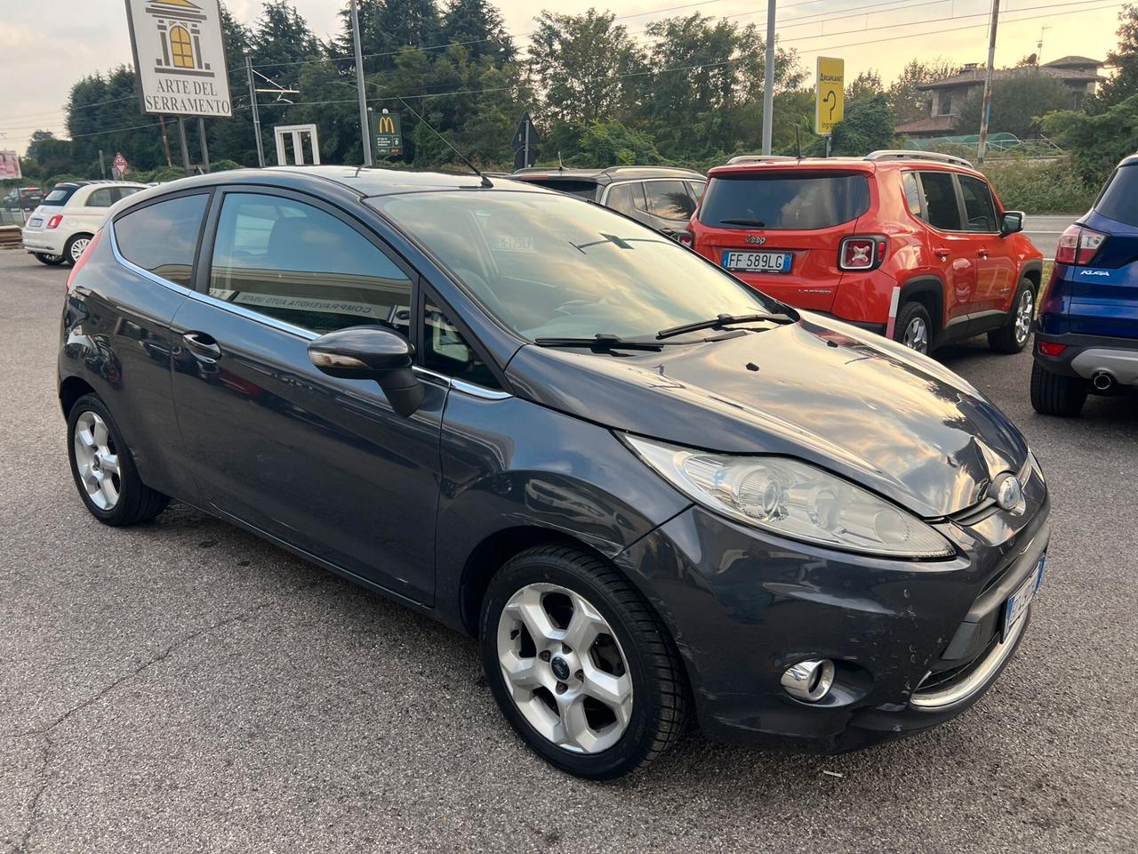 Ford Fiesta 1.2 82CV 3 porte Titanium
