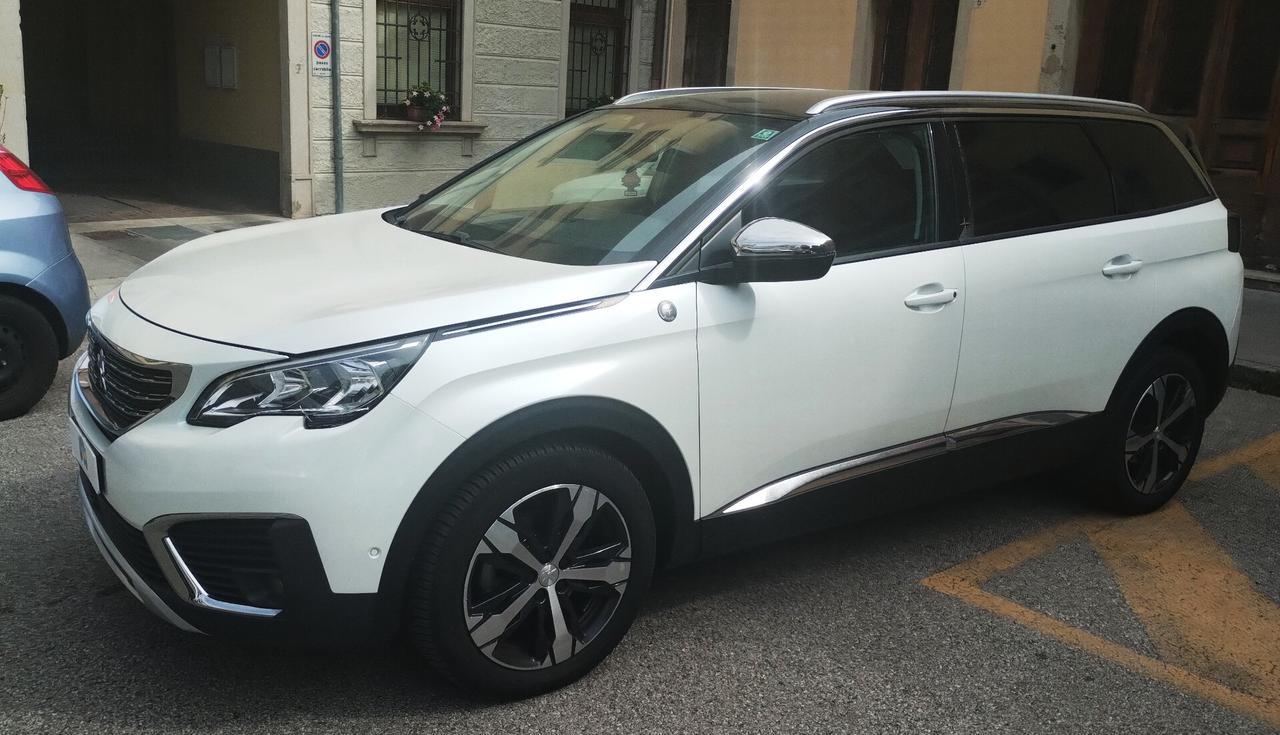 Peugeot 5008 BlueHDi 120 CV CROSSWAY AUT.