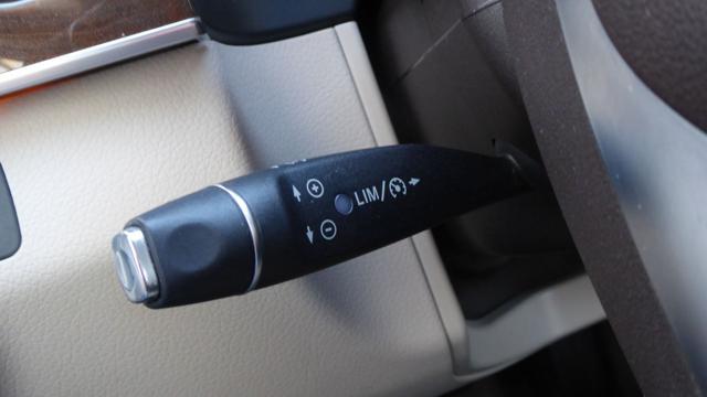 MERCEDES-BENZ E 220 CDI BlueTEC