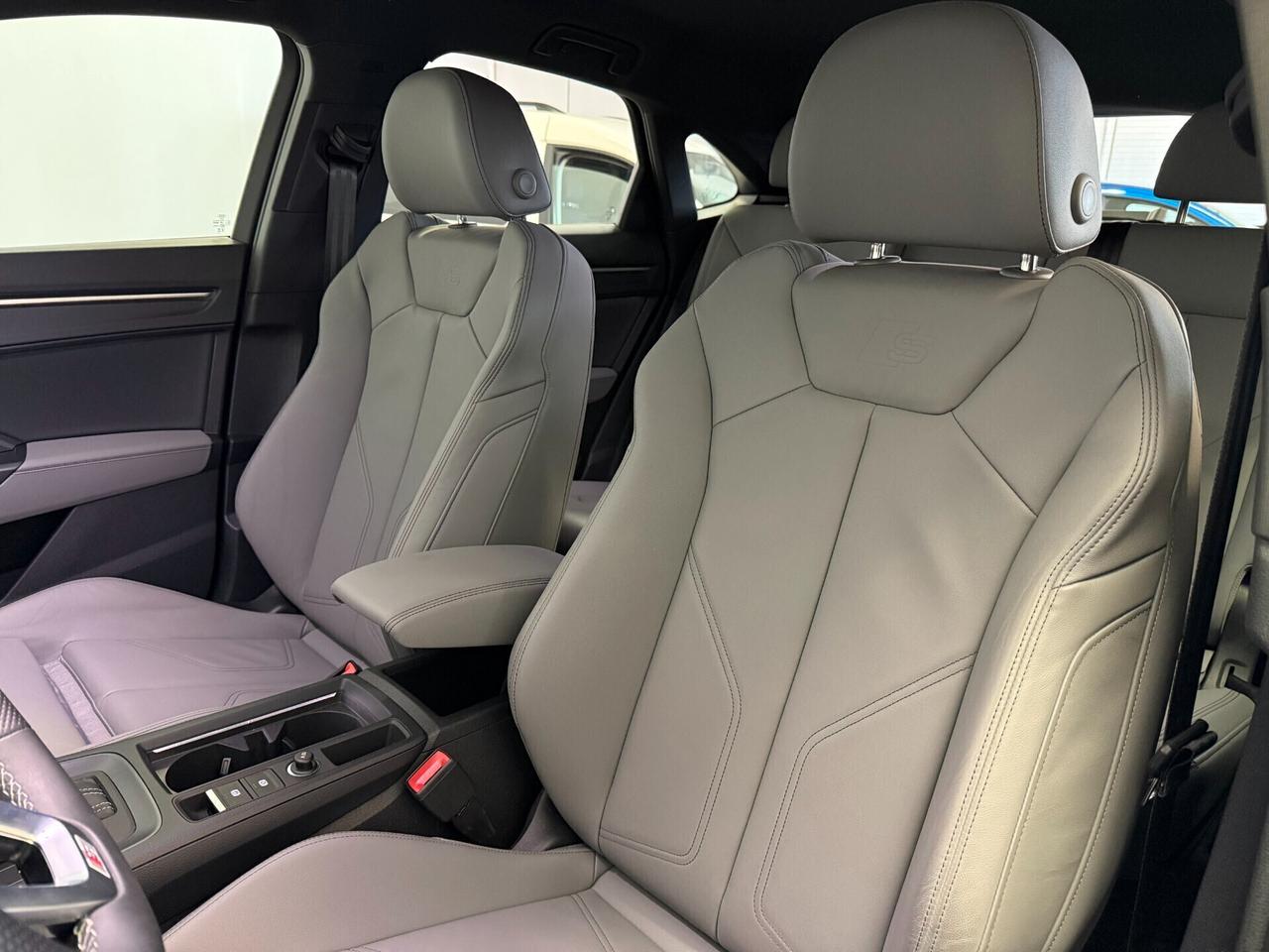 Audi Q3 Sportback 40 2.0 Tfsi Edition S-Line Quattro S-Tronic ** SOLO 2.900 KM ** UFF. ITALIANA IN GARANZIA AUDI ** PREZZO REALE