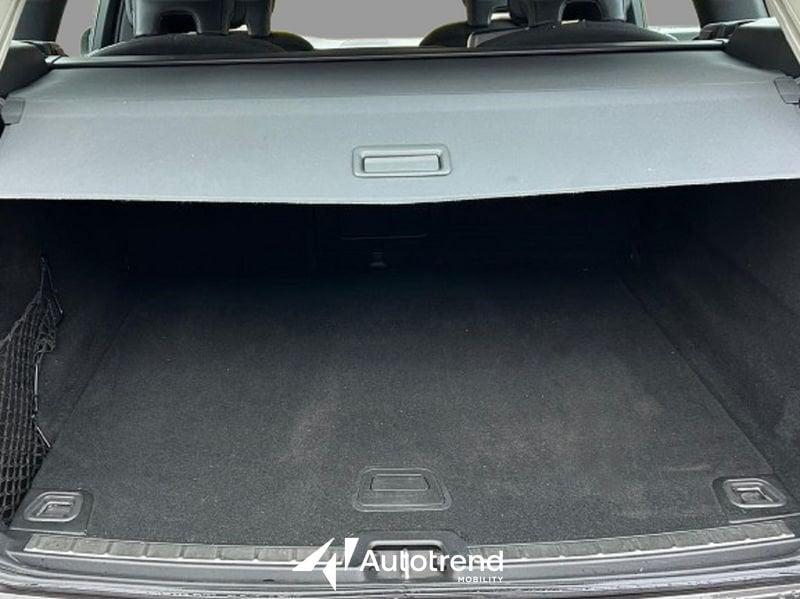 Volvo XC60 B4 197+14 CV AWD Automatica Mild Hybrid Momentum Pro