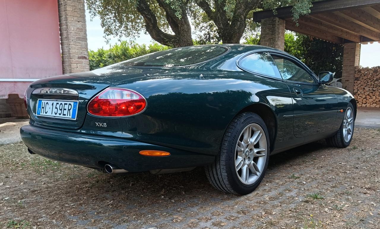 Jaguar XK XK8 4.0 Coupé