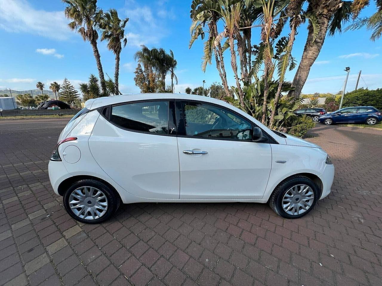 Lancia Ypsilon 1.3 MJT 16V 95 CV 5 porte S&S Gold